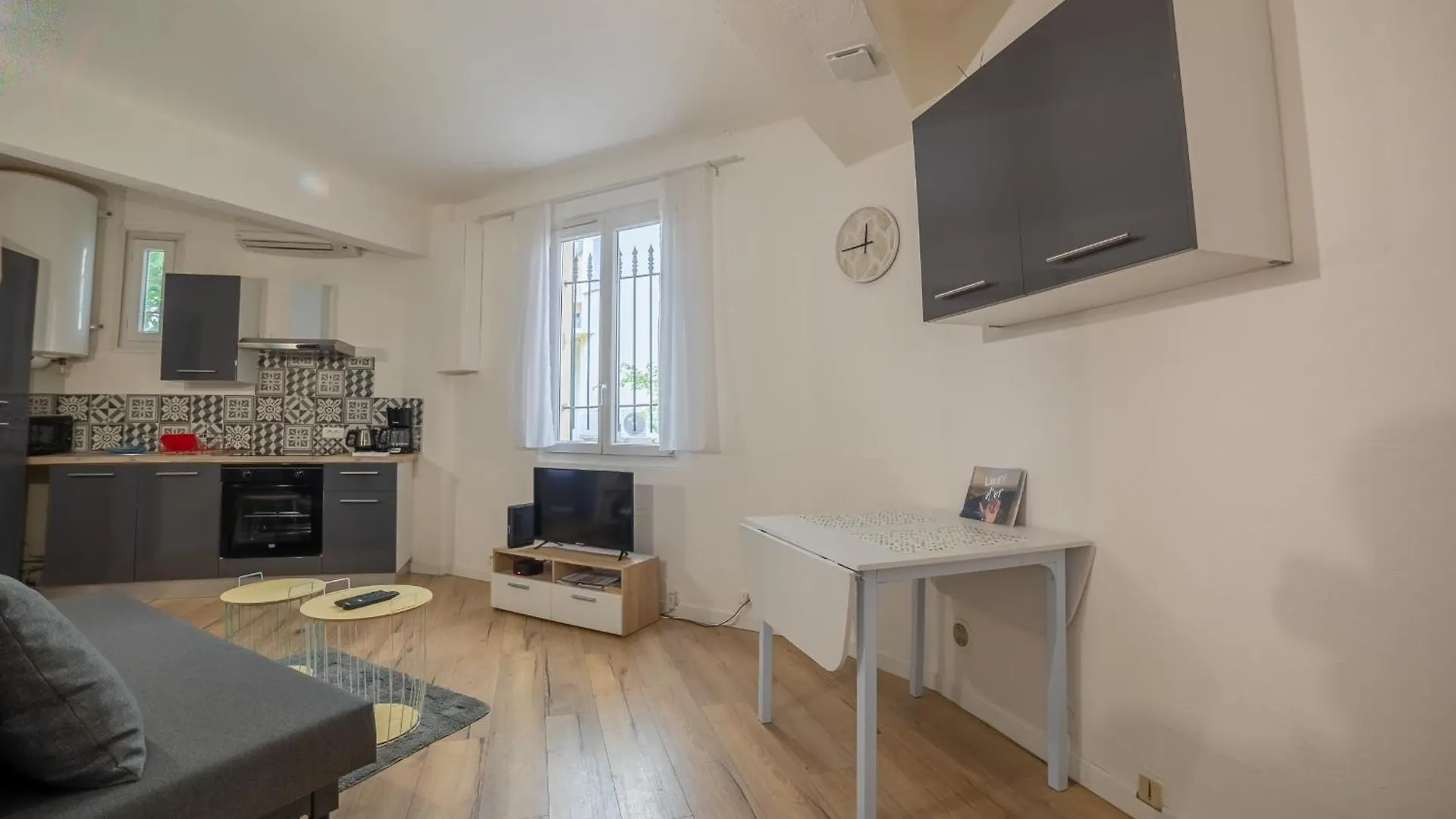 L'Esterel Apartment Antibes France